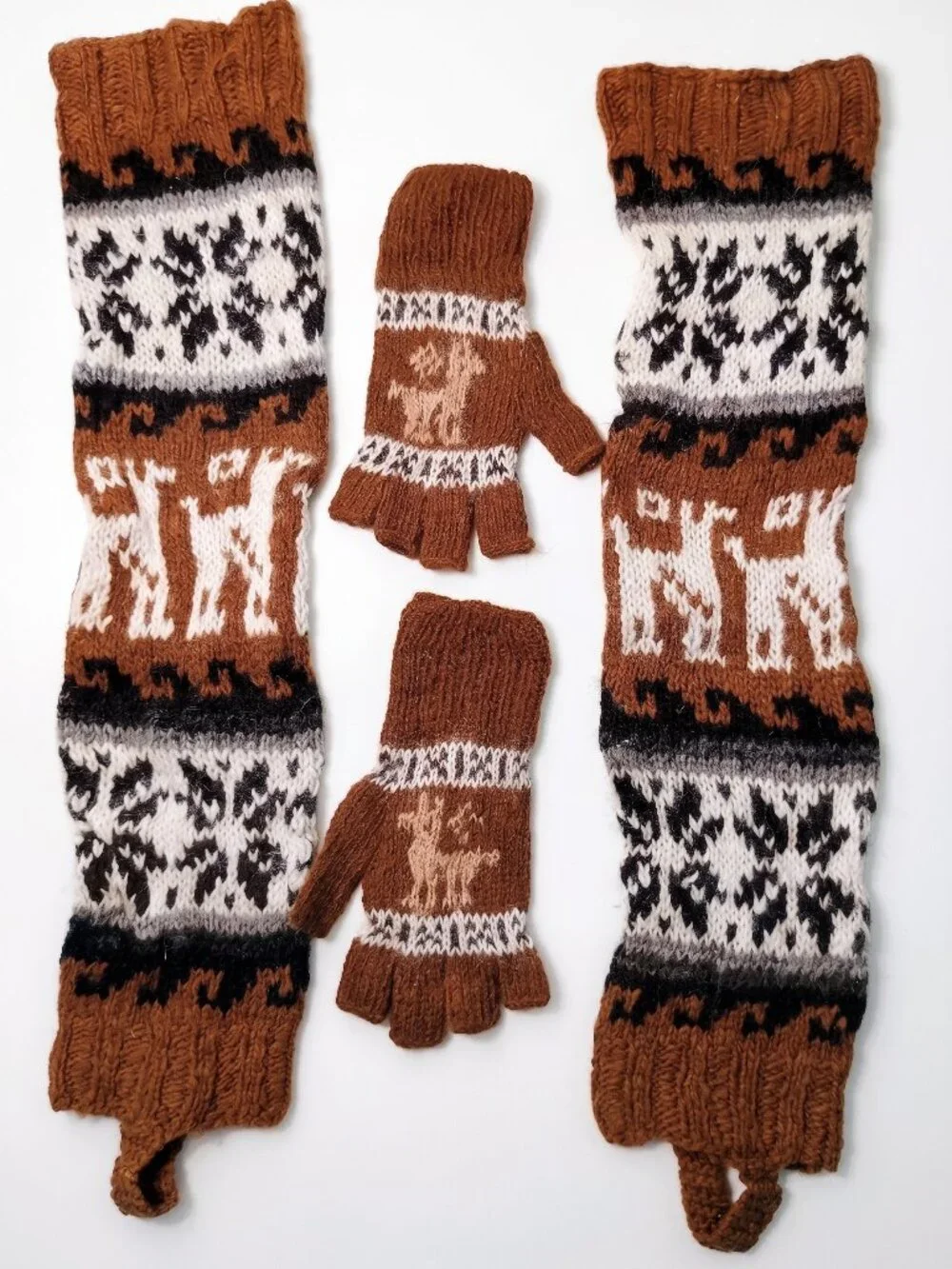 Alpaca Wool Knitted Set: Leg Warmers and Gloves (Andean Style)